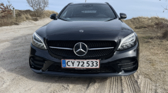 Mercedes-Benz c300 de 20 amg line night edition stc aut 5d