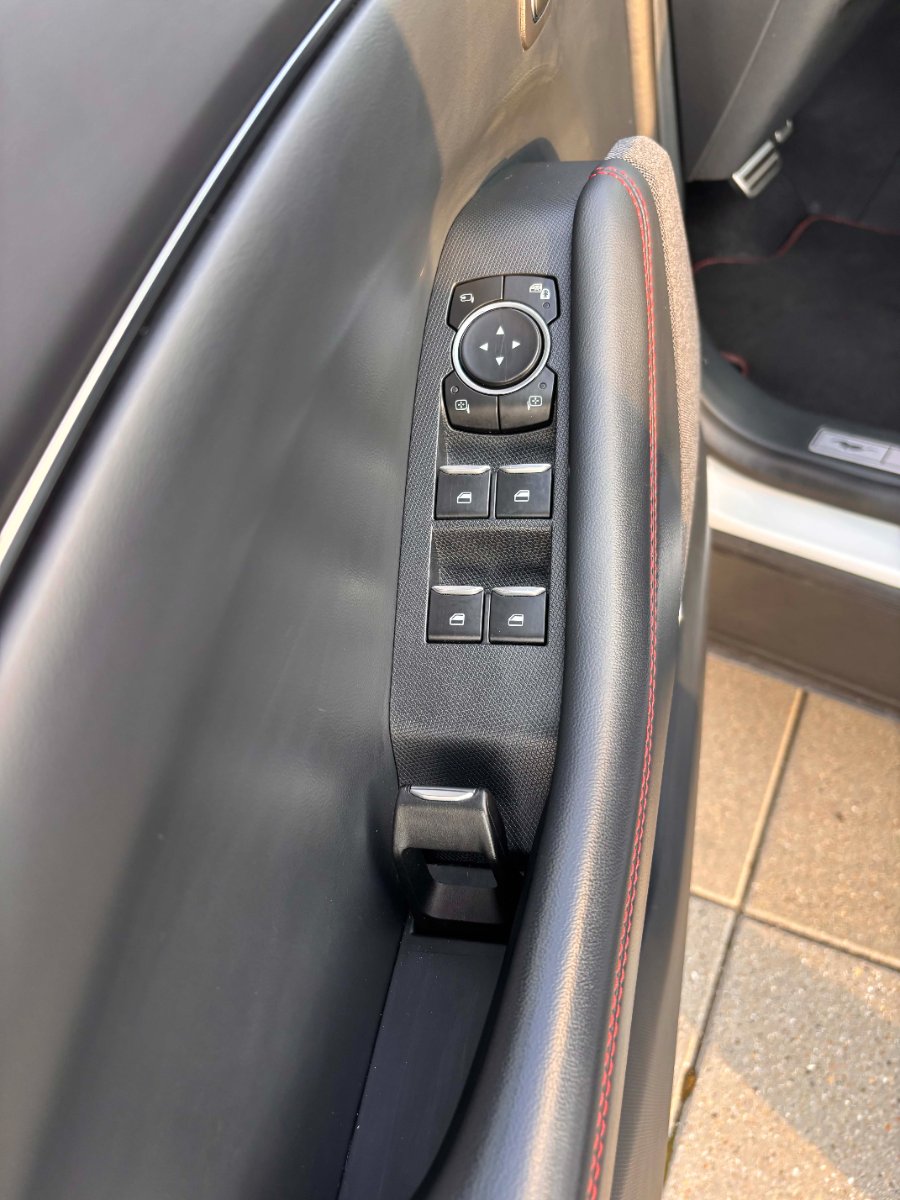 Ford Mustang Mach-E Long Range AWD, 351ps, 2022