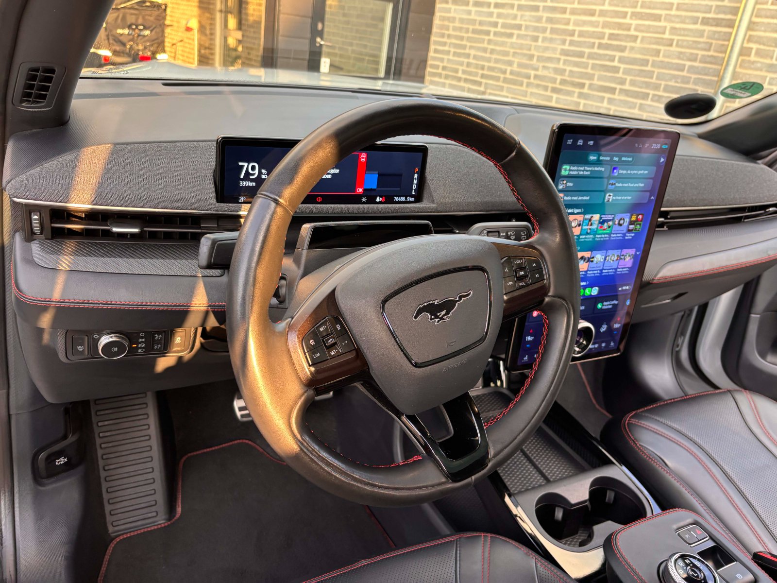 Ford Mustang Mach-E Long Range AWD, 351ps, 2022