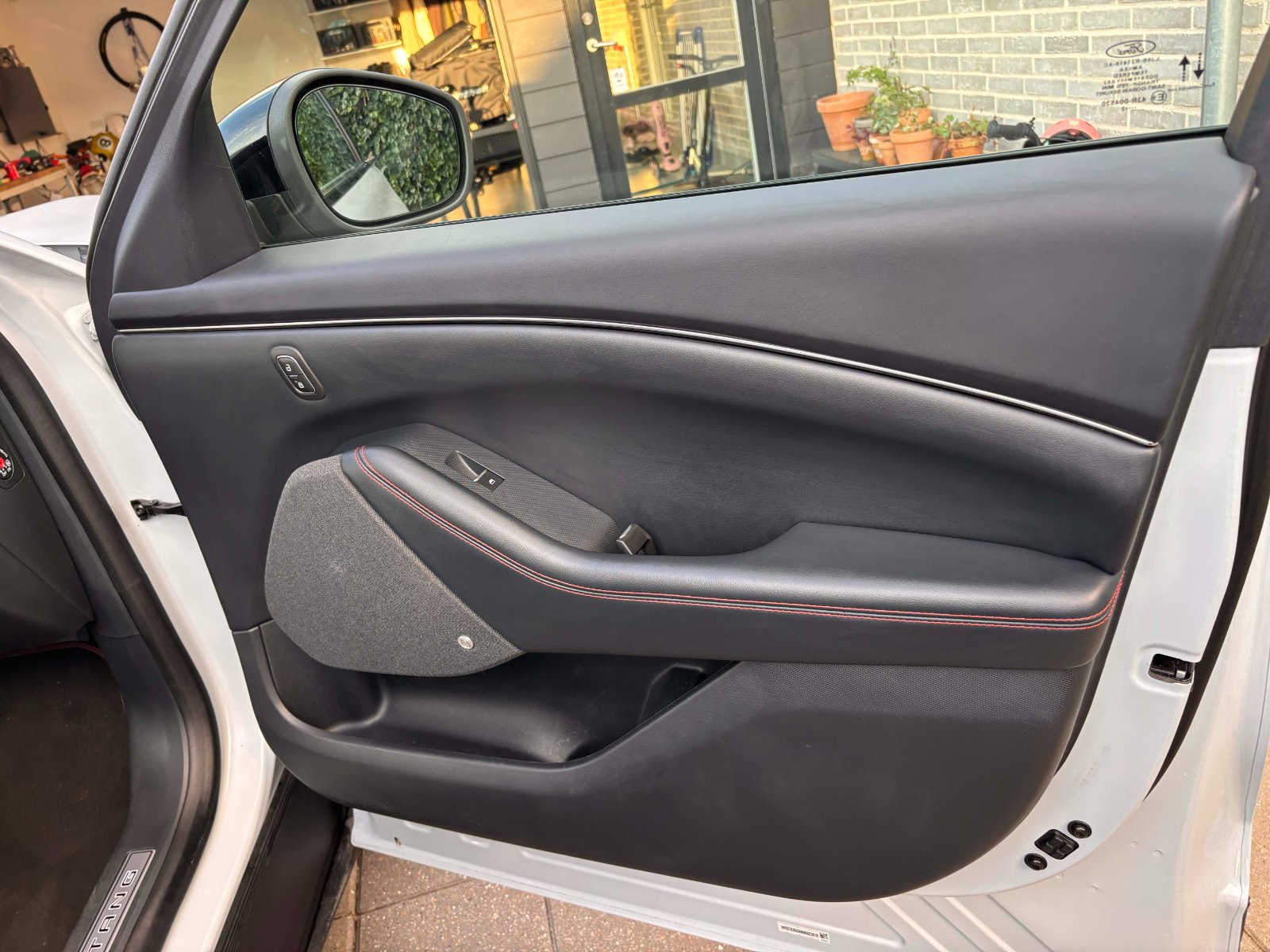 Ford Mustang Mach-E Long Range AWD, 351ps, 2022