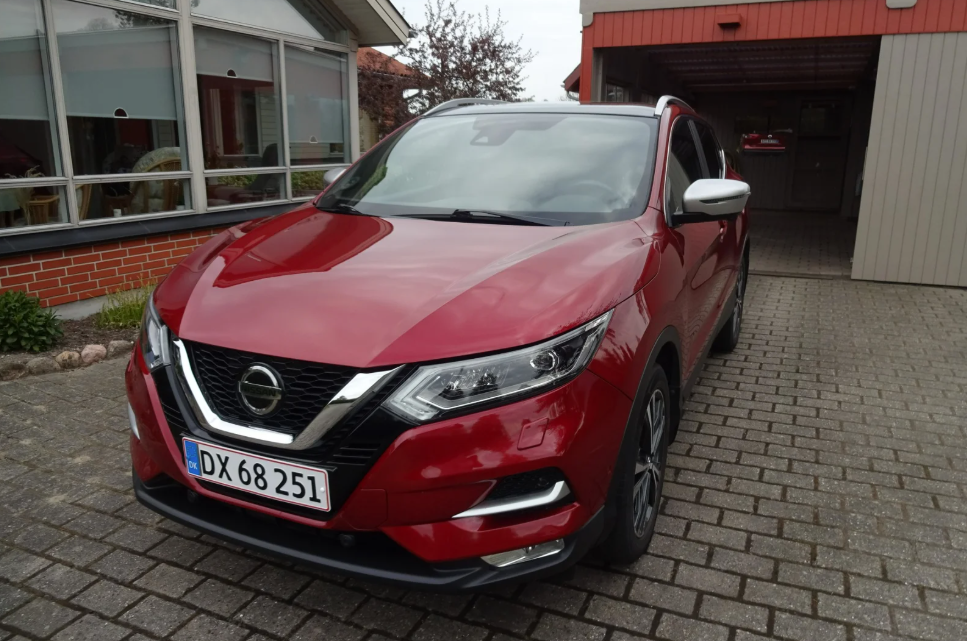 Nissan Qashqai 1.3 DIG-T DCT, 160hp, 2018