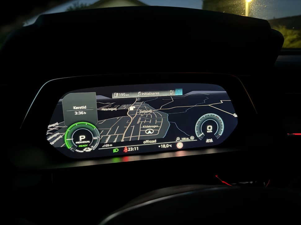 Audi e-tron 55 quattro, 408hp, 2019