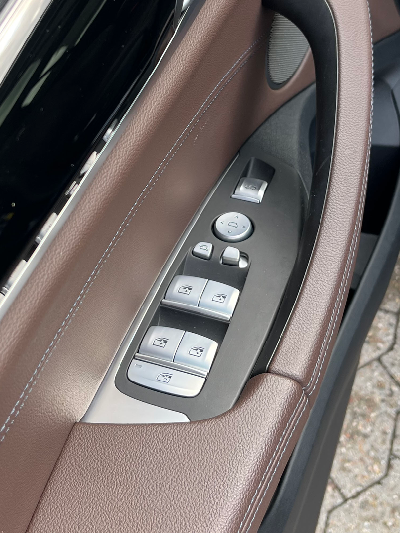 BMW iX3, 286ps, 2023