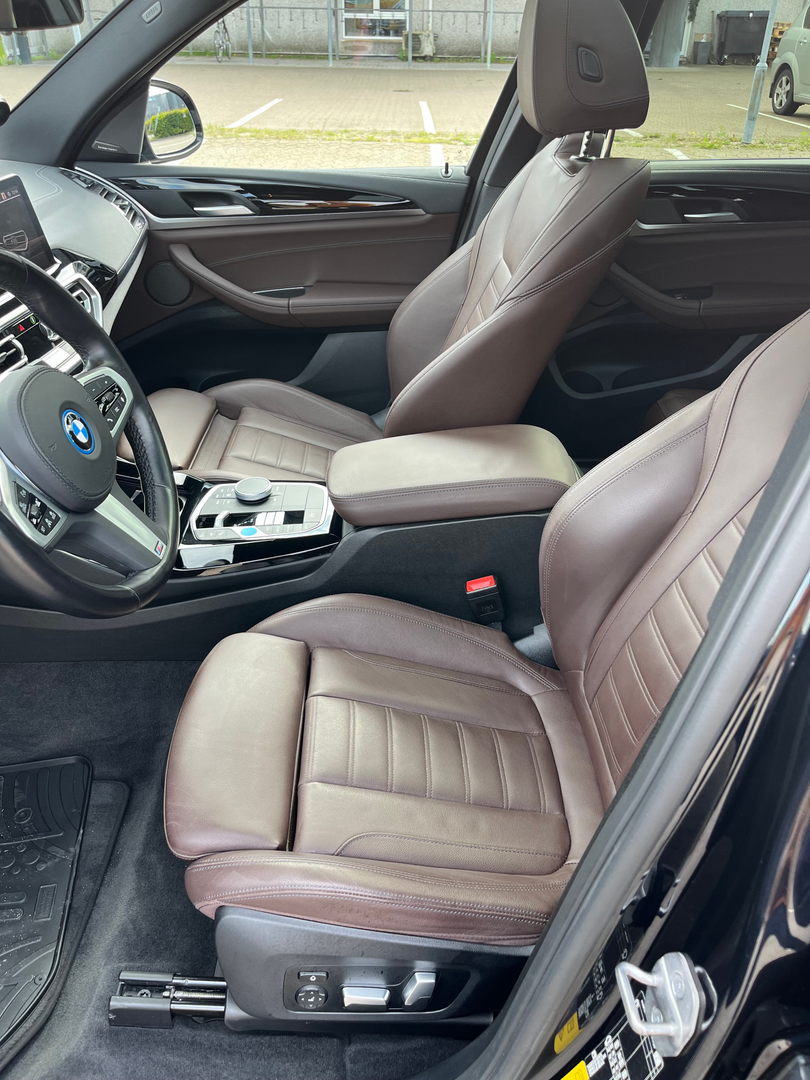BMW iX3, 286ps, 2023