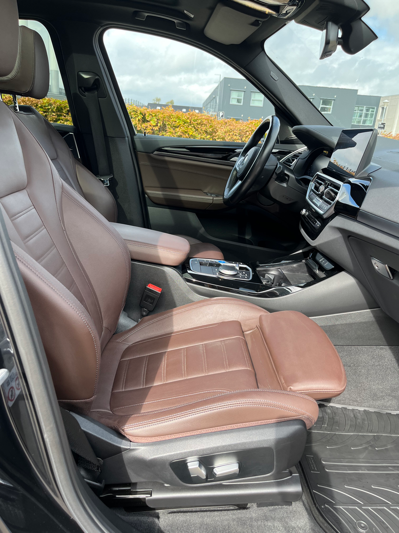 BMW iX3, 286ps, 2023